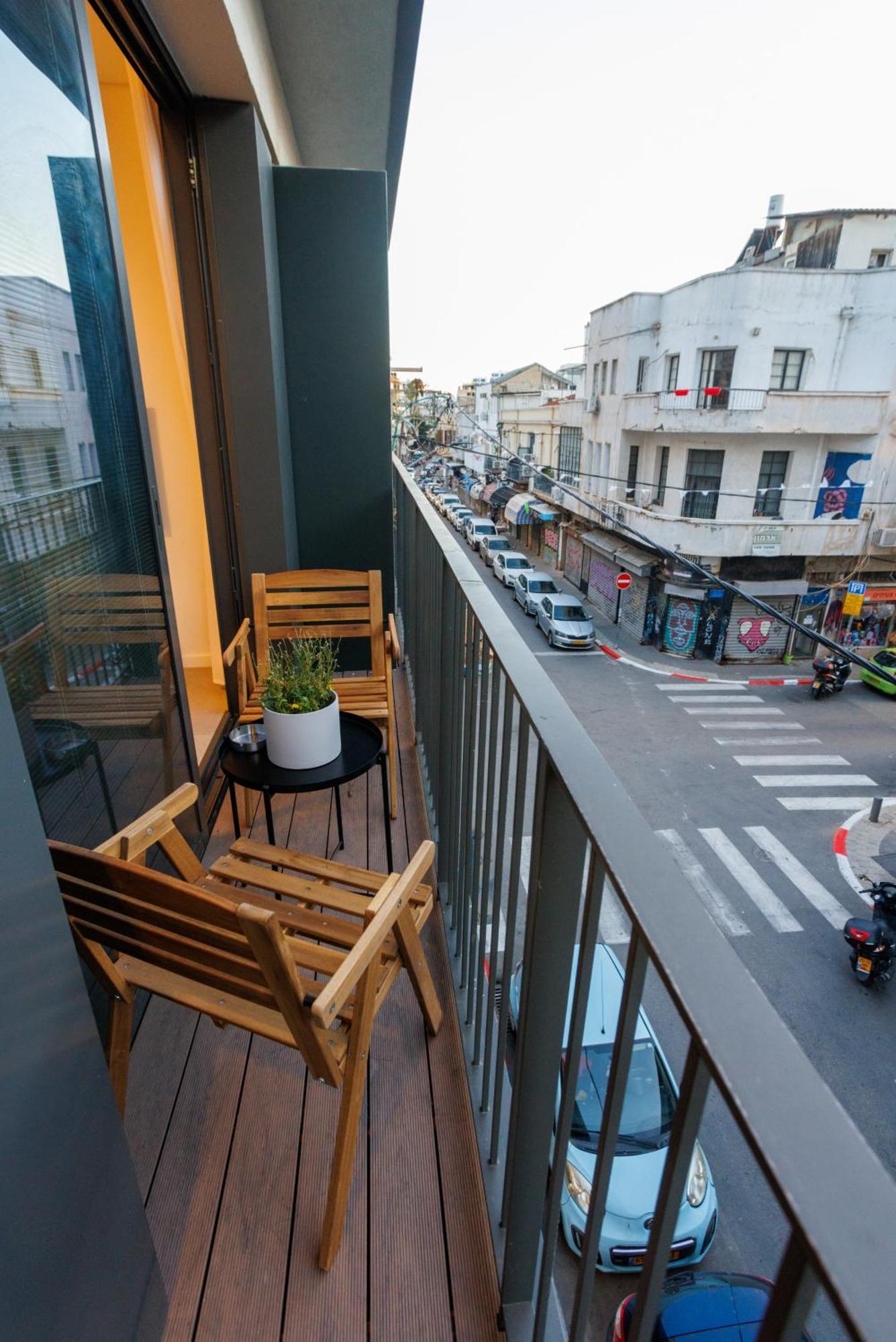 Herzl Luxury Hotel By Nimizz Tel Aviv Bagian luar foto