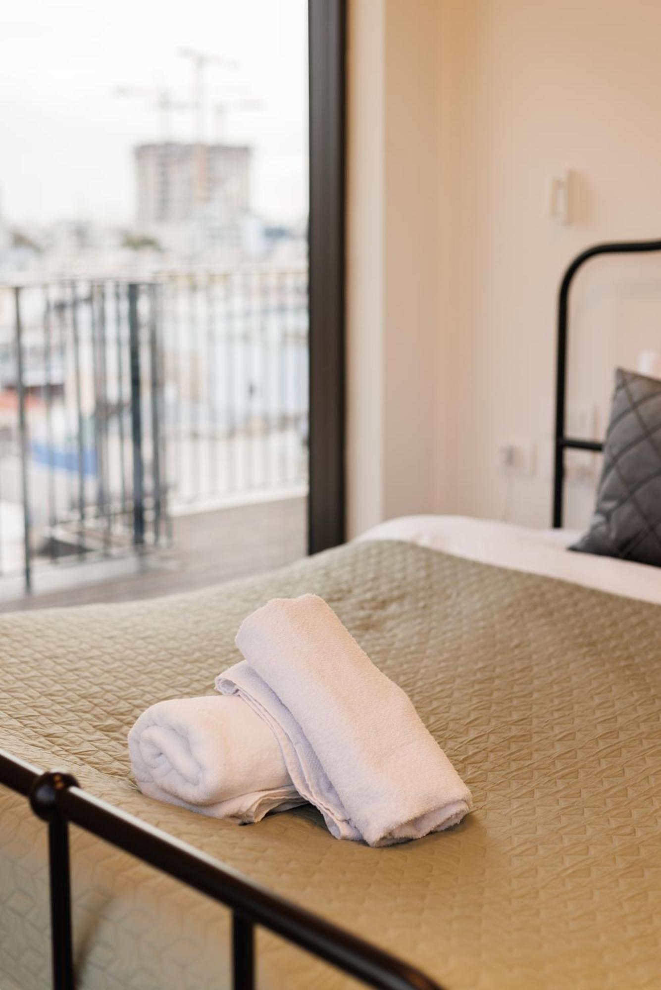Herzl Luxury Hotel By Nimizz Tel Aviv Bagian luar foto