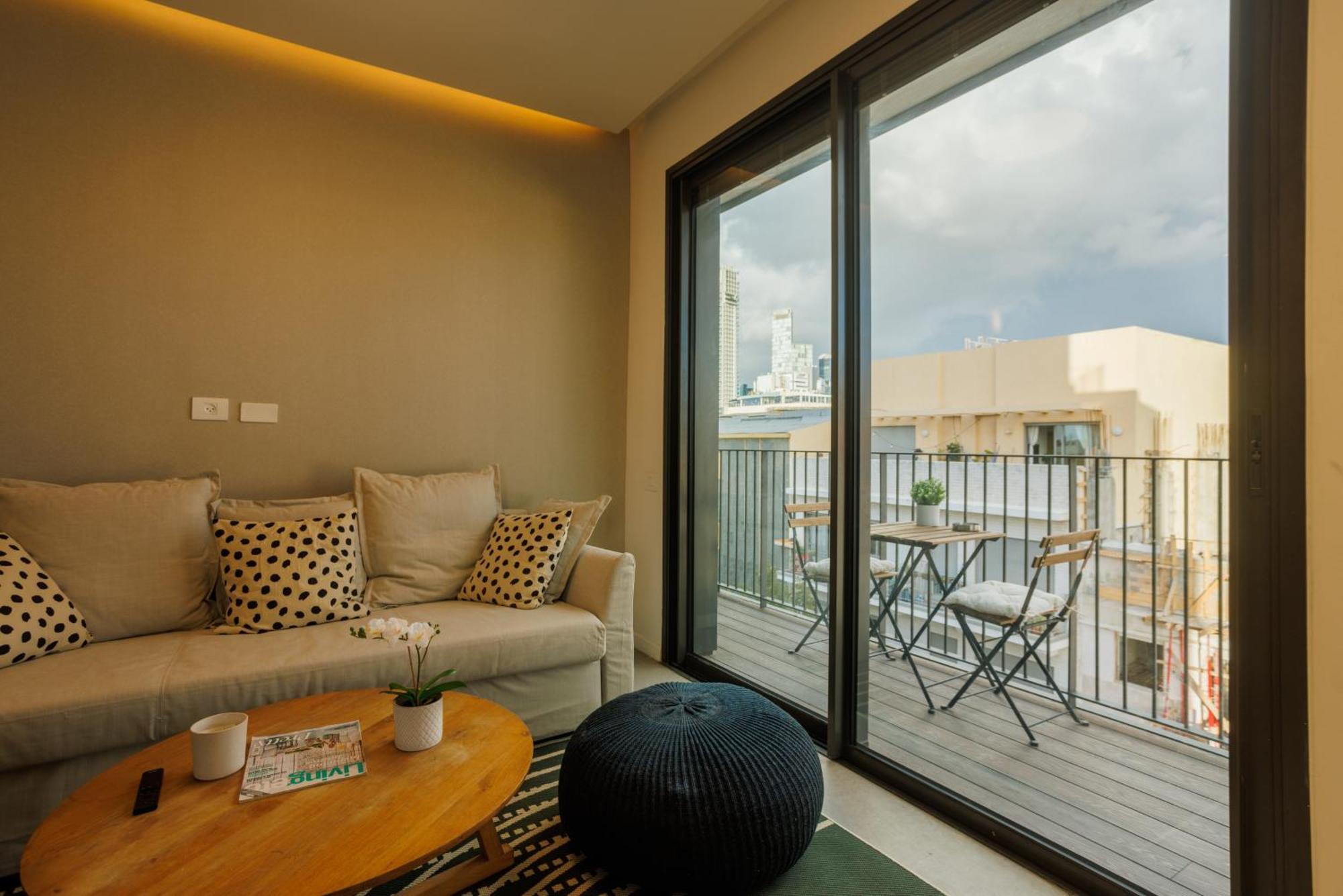 Herzl Luxury Hotel By Nimizz Tel Aviv Bagian luar foto